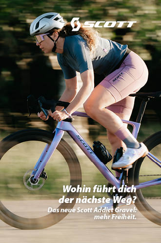 Das neue Scott Addict Gravel: mehr Freiheit. Eine Radfahrerin fährt auf einem Gravel Bike.