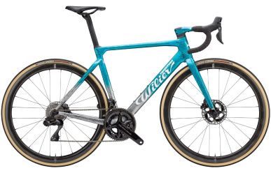 Wilier Filante SLR Disc, Shimano Ultegra Di2,  Triestina SLR 42, Astana 23