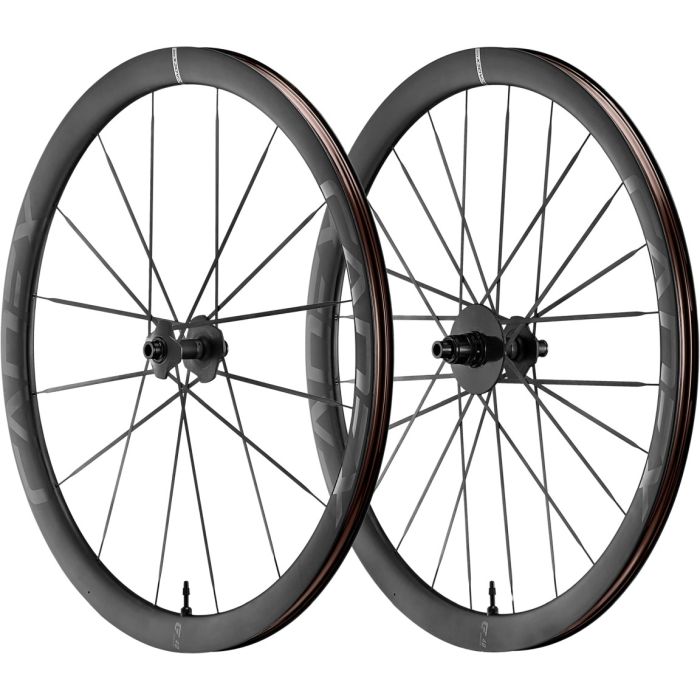 Cadex Max 40 Disc Tubeless Carbon Road Laufradsatz HR HG+XDR & VR Bild 1 Cadex Max 40 Disc Tubeless Carbon Road Laufradsatz HR HG+XDR & VR Bild 1