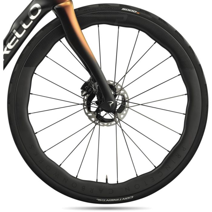 Pinarello Dogma F Shimano Dura Ace Di2 PM, Princeton Peak 4550, Luxter Red Gold Bild 3
