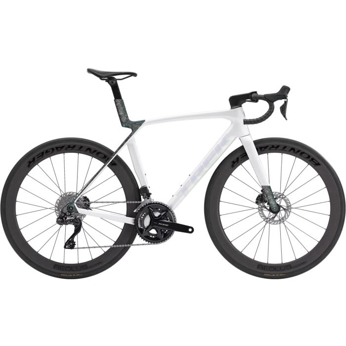 Trek Madone SL 6 Gen 8, Shimano 105 Di2, Gloss Crystal White Matte Deep Smoke Bild 1 Trek Madone SL 6 Gen 8, Shimano 105 Di2, Gloss Crystal White Matte Deep Smoke Bild 1