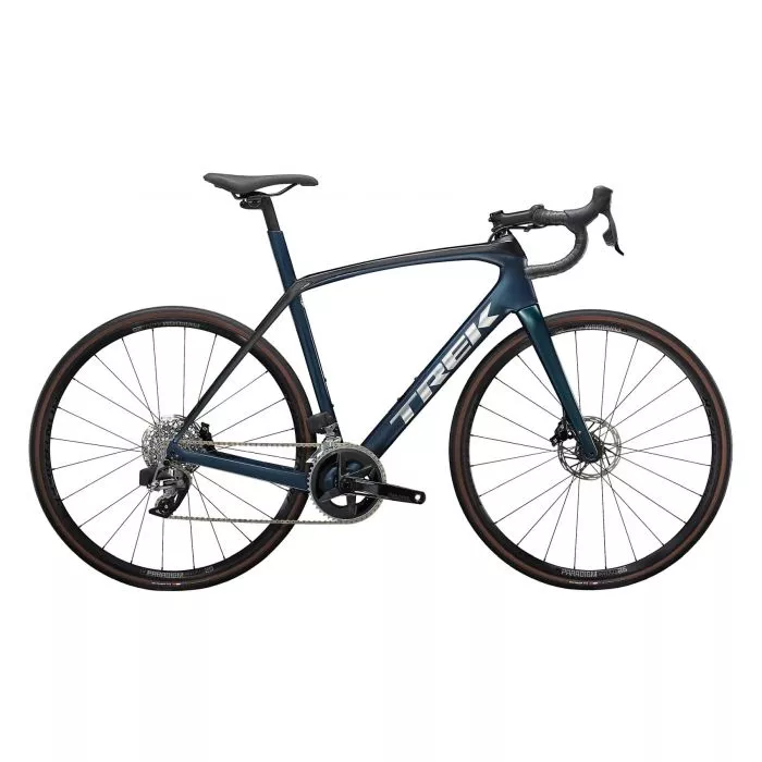 Black trek road bike 2025