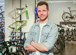 Manu von Biketime